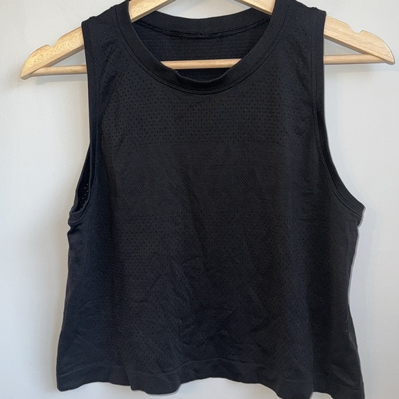 Lululemon Breeze By Muscle Crop Tank SZ 6 - Picture 2 of 4